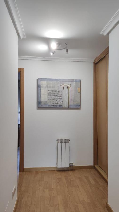 Apartamento La Emisora Понферада Екстериор снимка