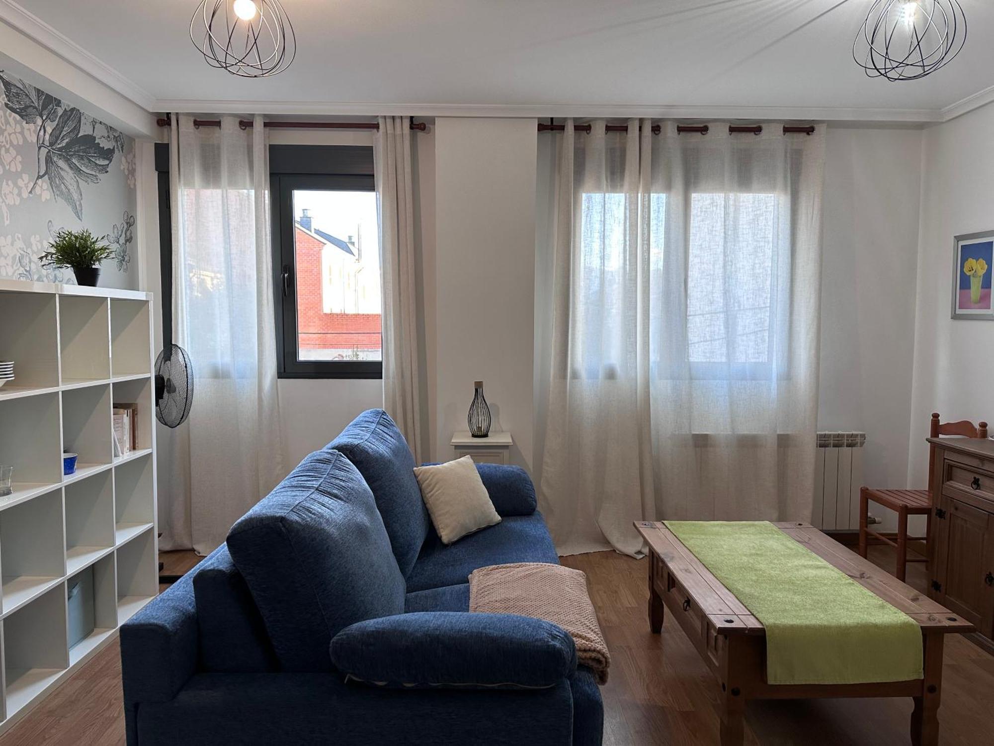 Apartamento La Emisora Понферада Екстериор снимка